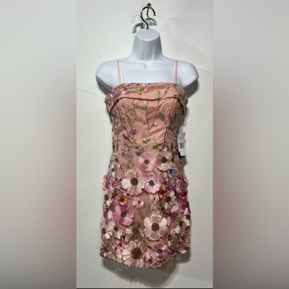 City Vibe Spaghetti Strap Square Neck 3D Flower Mini Dress Size 1 NWT